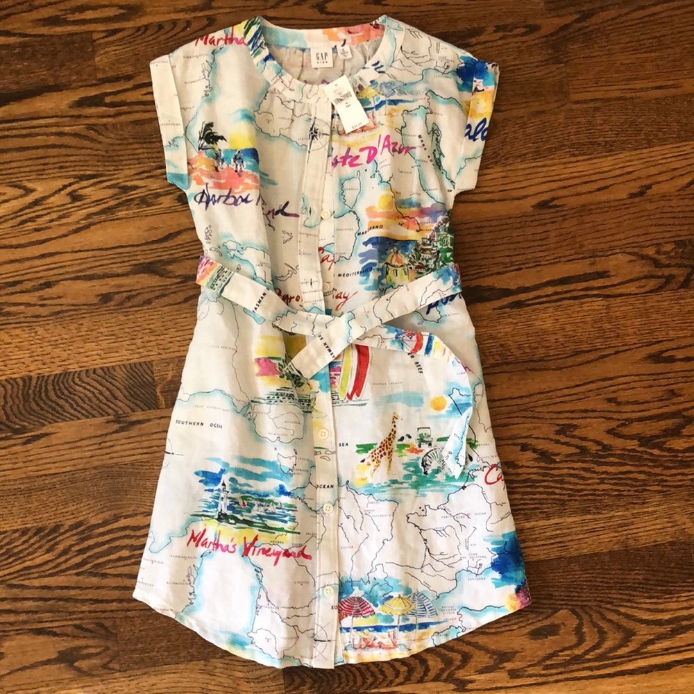 Girls gap button map dress
